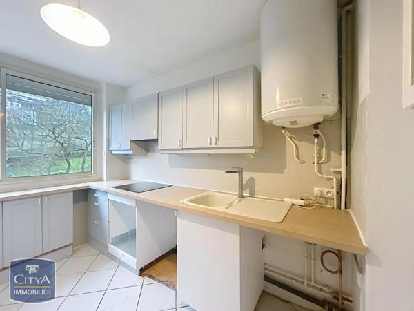 Appartement à louer 3 pièces 69m²