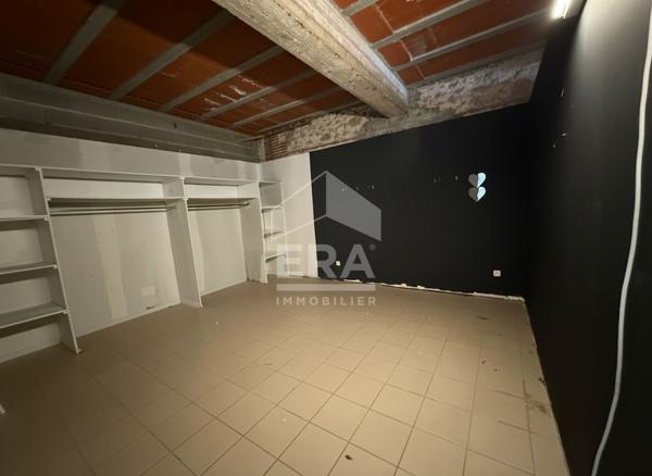 Perpignan Torcatis : Local commercial avec garage et appartement à vendre