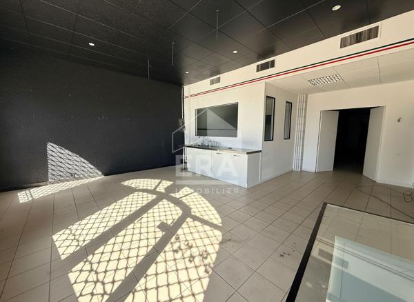 Perpignan Torcatis : Local commercial avec garage et appartement à vendre