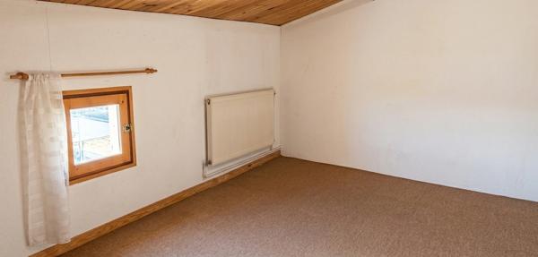 Maison à vendre 6 pièces au porte de JONZAC (17)