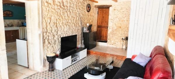Maison à vendre 6 pièces au porte de JONZAC (17)