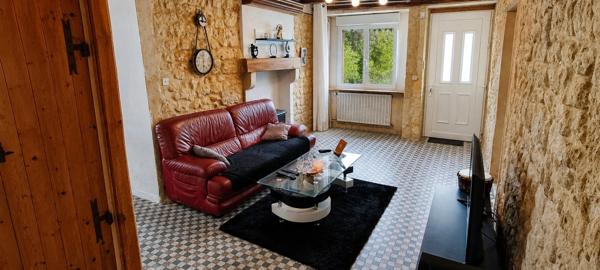 Maison à vendre 6 pièces au porte de JONZAC (17)