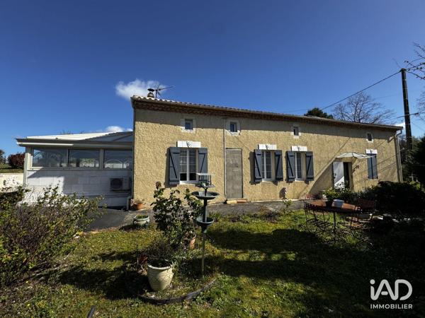 Maison à vendre 4 pièces 172 m² Saint-Bonnet-sur-Gironde