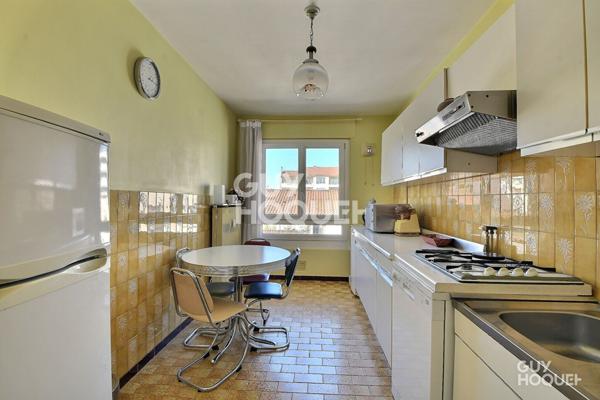 (Visite virtuelle) T5 de 83,68 m² en dernier étage, Cave & Garage, Quartier Calme, Lyon 3ème (69003)