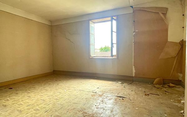 Maison à vendre    5 pièces • 93 m2 Brindas