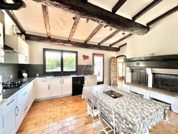 Villa de plain-pied 5 pièces  154 m² sur 2750 m² divisible