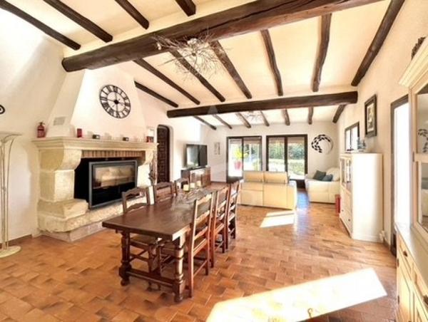 Villa de plain-pied 5 pièces  154 m² sur 2750 m² divisible