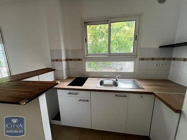 Appartement à louer 1 pièce 27.29m²