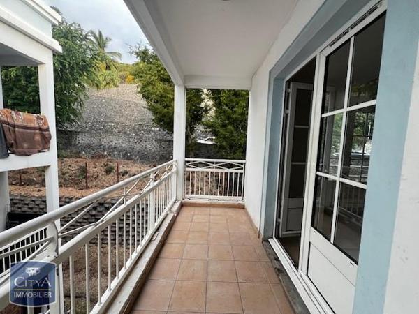 Appartement à louer 1 pièce 27.29m²