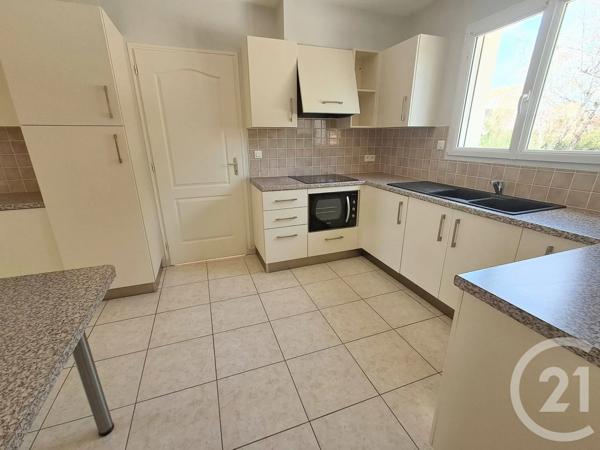 Maison à vendre  4 pièces - 122 m 2   TALMONT ST HILAIRE  - 85