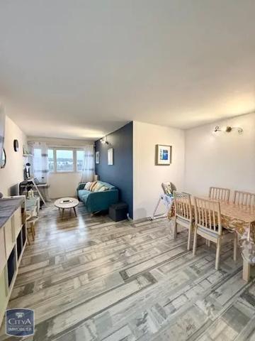 Appartement à louer 3 pièces 66.84m² Avon (77210)