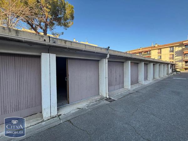 Parking à louer Aix-en-Provence (13090)