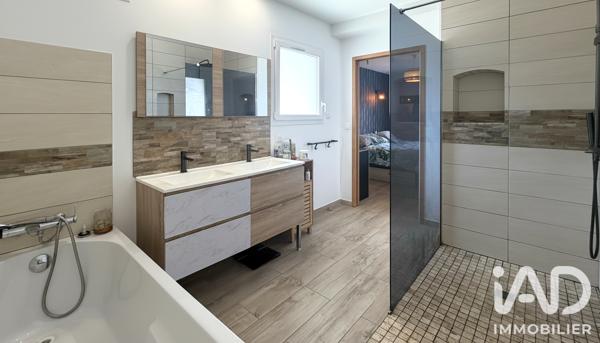 Maison à vendre 6 pièces 153,3 m² Mouguerre