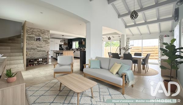 Maison à vendre 6 pièces 153,3 m² Mouguerre