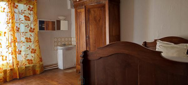 Chissay-En-Touraine 135m2   101000 