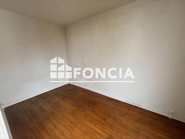 Location Appartement 3 pièces 50.3 m² - 43/45 RUE DES MORILLONS Paris 75015