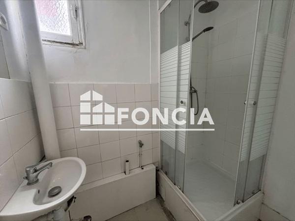 Location Appartement 3 pièces 50.3 m² - 43/45 RUE DES MORILLONS Paris 75015