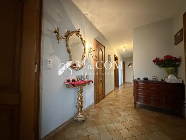 Maison 6 pièce(s) 4 chambre(s) 234.66 m²