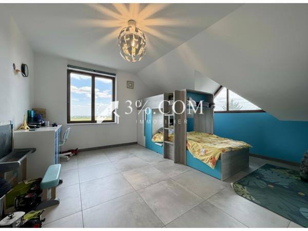 Maison 6 pièce(s) 4 chambre(s) 234.66 m²