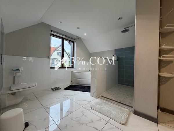 Maison 6 pièce(s) 4 chambre(s) 234.66 m²