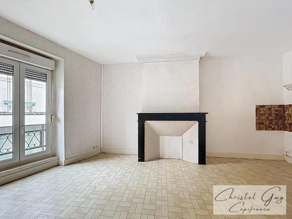 Spécial investisseur : Immeuble Mixte à vendre à Fort Potentiel – Centre-Ville de Montval-sur-Loir (72500)