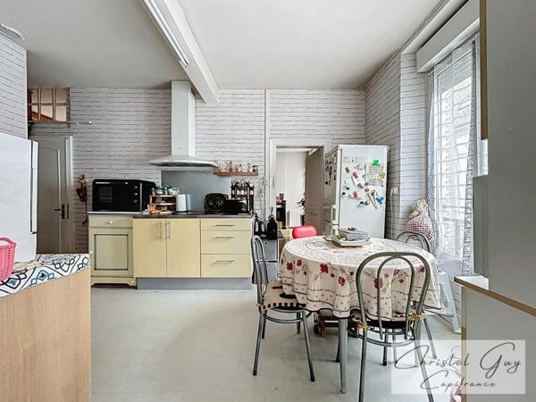 Spécial investisseur : Immeuble Mixte à vendre à Fort Potentiel – Centre-Ville de Montval-sur-Loir (72500)