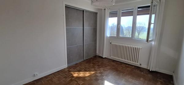 A VENDRE A FAYET Maison individuelle en parfait état, 3 Chambres, Jardin, Garage