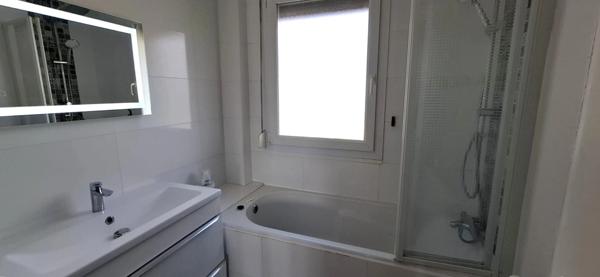 A VENDRE A FAYET Maison individuelle en parfait état, 3 Chambres, Jardin, Garage