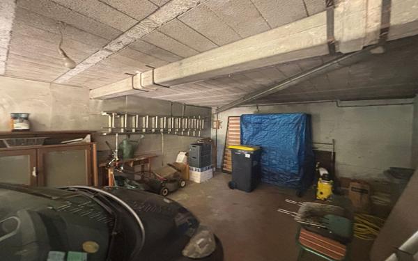 Maison à vendre    5 pièces • 199,84 m2 Reyrieux