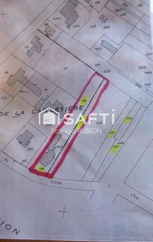 Terrain de 1903m2 avec maison et hangar