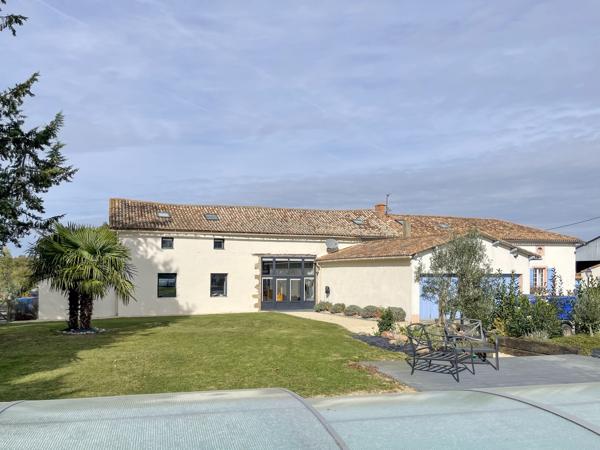Maison à vendre à Faye-l'Abbesse (79350) - Deux-Sèvres