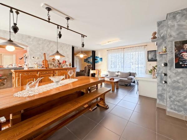 Maison à vendre 6 pièces proche de LA CLAYETTE (71) 139m² - 4 chambres - dépendances - piscine - terrain 2254m²