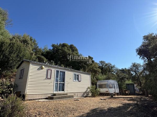 Mobilhome exposé plein sud sur terrain de 425 m2 environ