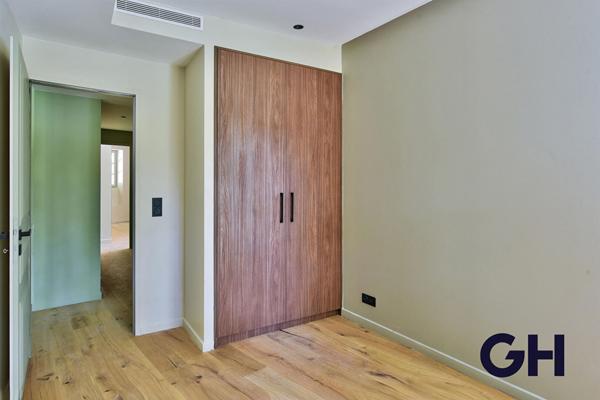 Lyon 1er. T3 - 61 m² entièrement rénové - Bords de Saône.
