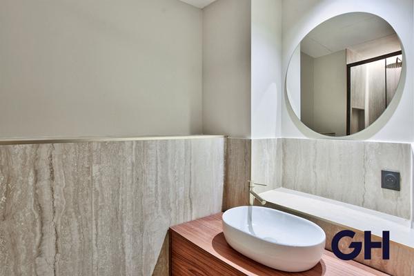 Lyon 1er. T3 - 61 m² entièrement rénové - Bords de Saône.