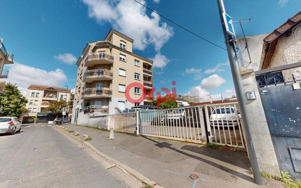 Appartement à vendre    1 pièce • 27,90 m2 Bobigny