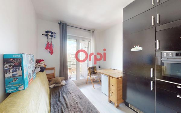 Appartement à vendre    1 pièce • 27,90 m2 Bobigny