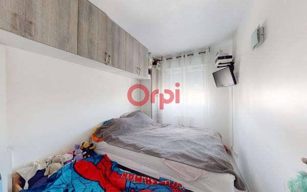 Appartement à vendre    1 pièce • 27,90 m2 Bobigny