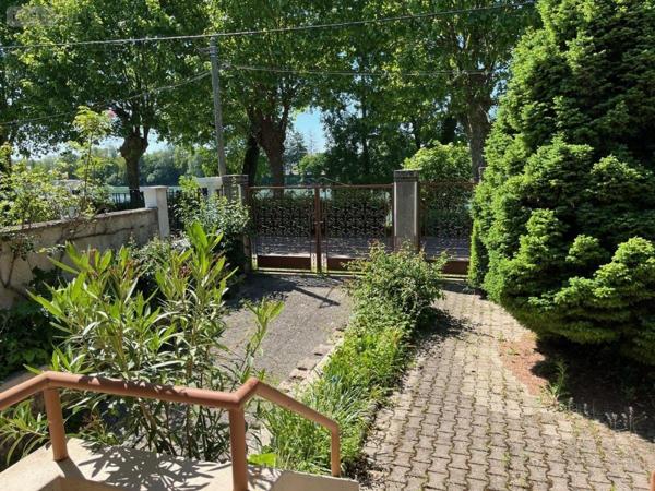 Maison à vendre à Loyettes dans l'Ain (01360), ref : 01067-877