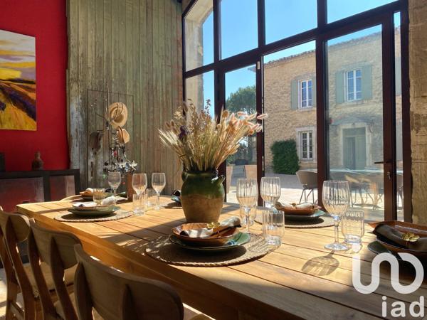 Maison à vendre 22 pièces 855 m² L'Isle-sur-la-Sorgue