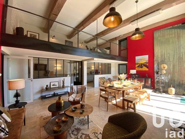 Maison à vendre 22 pièces 855 m² L'Isle-sur-la-Sorgue