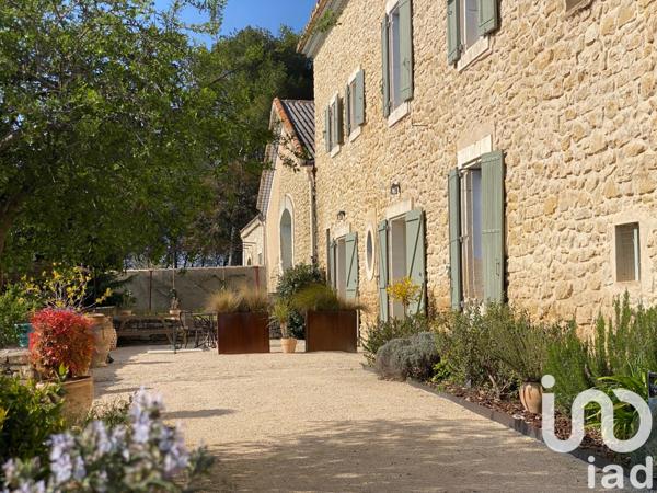 Maison à vendre 22 pièces 855 m² L'Isle-sur-la-Sorgue