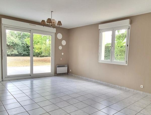 Maison à vendre |  Lussac-les-Châteaux |  6 pièces | 140 m²