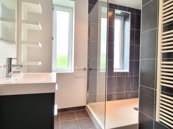 Maison à vendre |  Lussac-les-Châteaux |  6 pièces | 140 m²