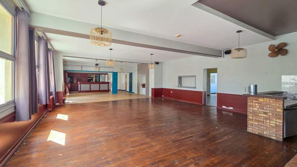 Local commercial Ploërmel 192 m2