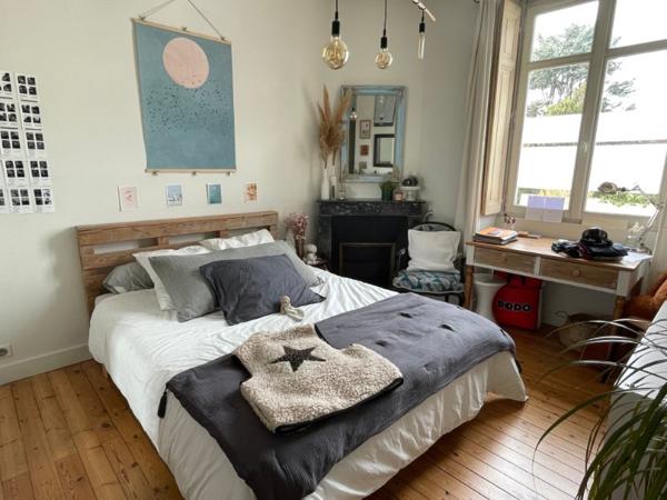 SCHUMAN PERVERIE, CHARME ET CACHET POUR CETTE MAISON DE CINQ CHAMBRES EN PARFAIT ÉTAT !