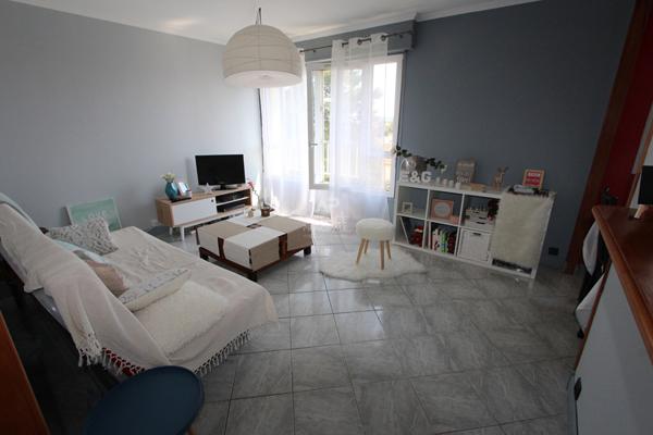 Appartement Poissy 3 pièce(s) 66 m2 €169 900 ** - Référence 8815