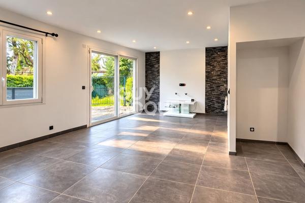 Maison familiale avec 1 100 m² de terrain et combles à aménager