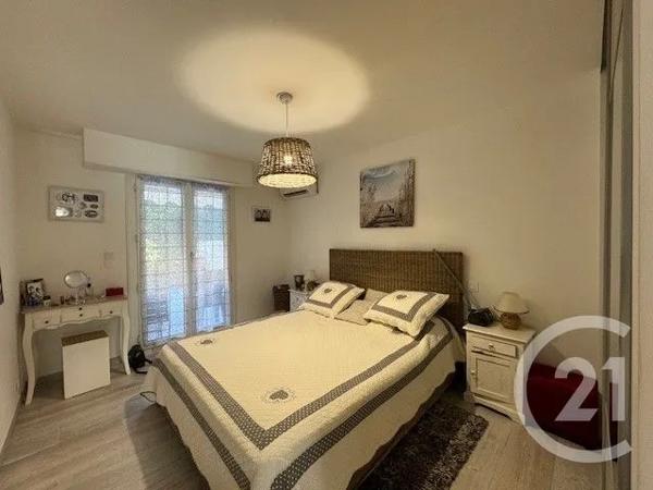 Appartement F3 à vendre  3 pièces - 71,25 m 2   ANTIBES  - 06