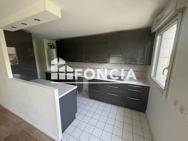 À vendre Appartement 4 pièces 83.6 m² - Montigny-le-bretonneux 78180